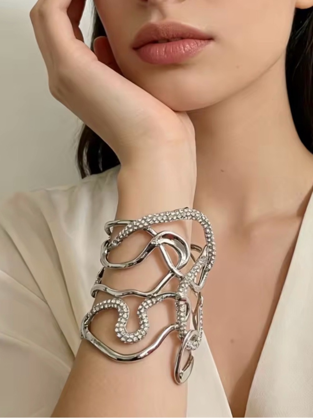 NEW Woven Open Cuff Chunky Bracelet Silver Clear Crystal SB01